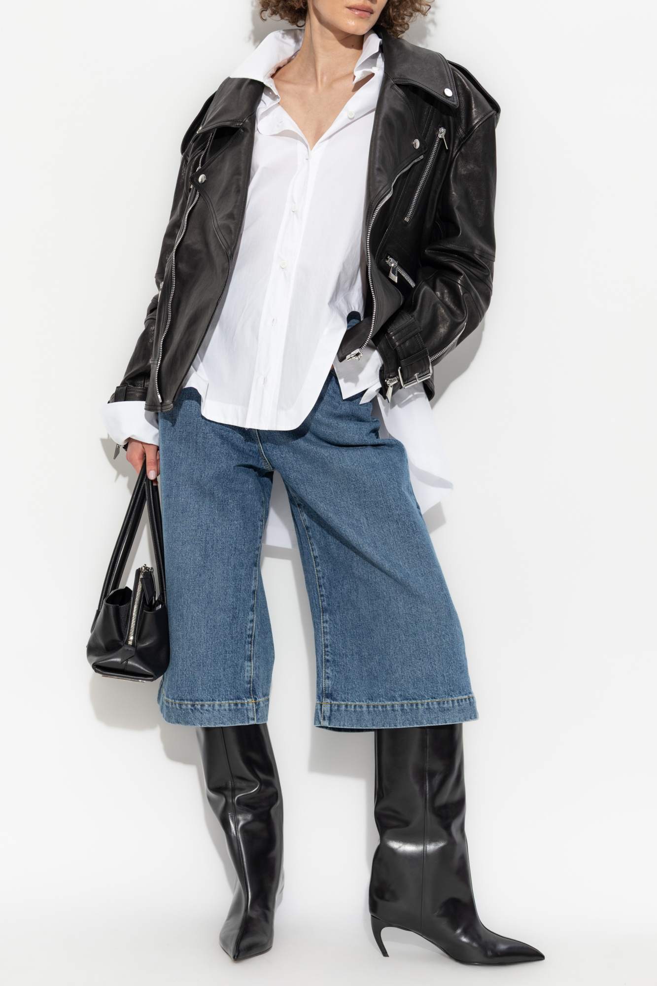 パンツ THE ATTICO Women Shorts  Burmudas 250WCP00260 JJF007AA877 B The Attico Shorts for Women - Shop on FARFETCH